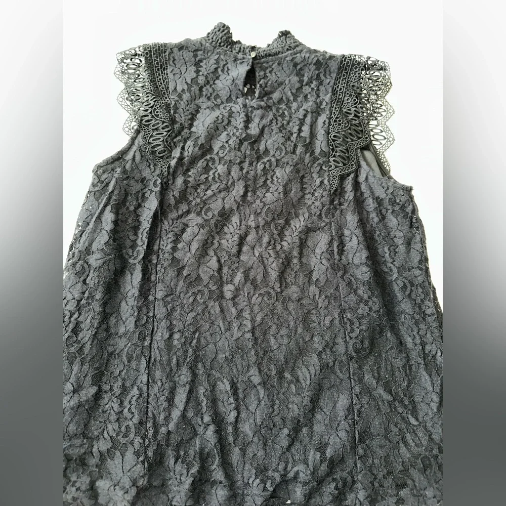 🔴Cable & Gauge Black Ruffled Lace Blouse Size XL - Picture 4 of 12